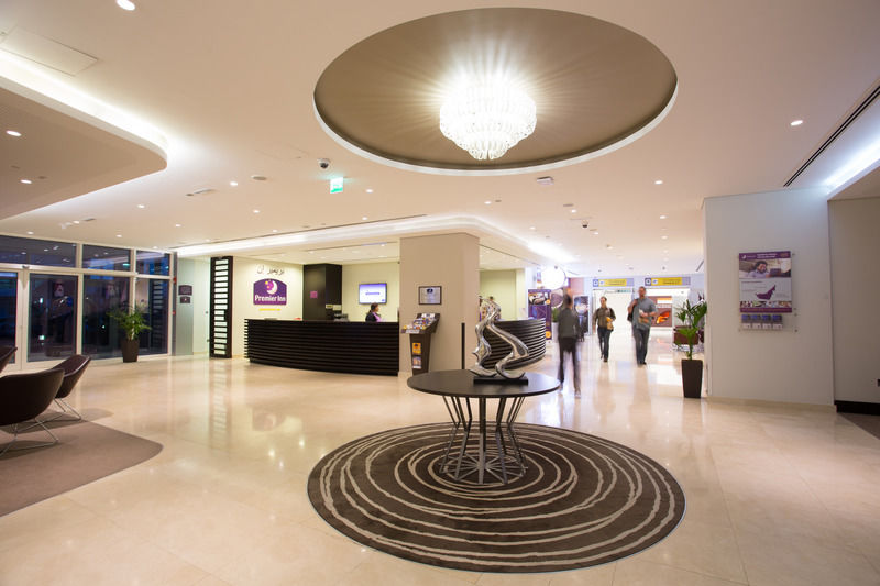 Premier Inn Abu Dhabi Airport Business Park Exteriör bild